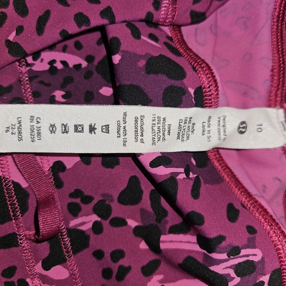 Lululemon Base Pace High Rise Tight in Cheetah Camo Magenta Size 10 - Picture 4 of 11